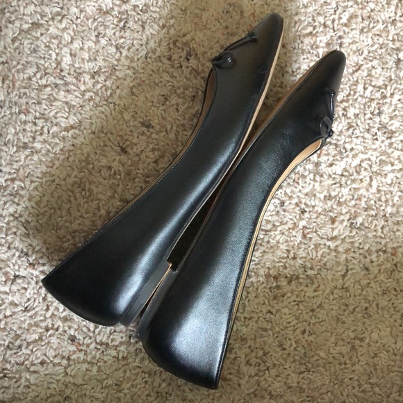 Coach Carriage Insignia Symbol Bolo Bow tie Black Real Leather Flats Size 8.5 B - Picture 7 of 9